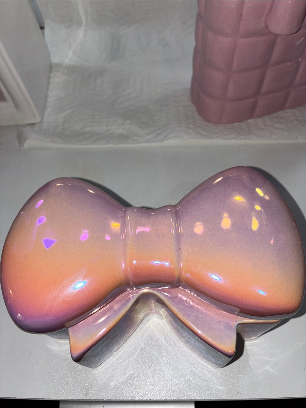 Unknown Brand Iridescent Pink Bow Home Accent